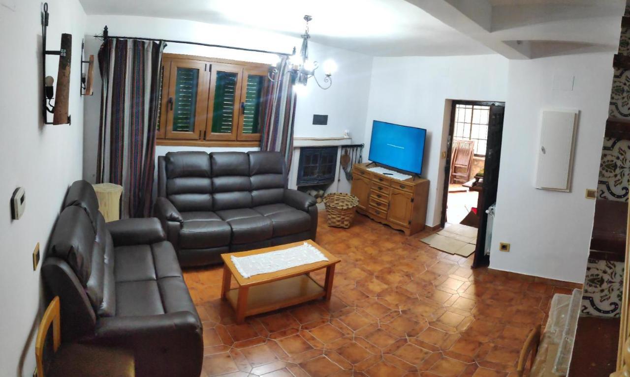 Casa Rural El Eden Del Ungria Caspueñas Zewnętrze zdjęcie